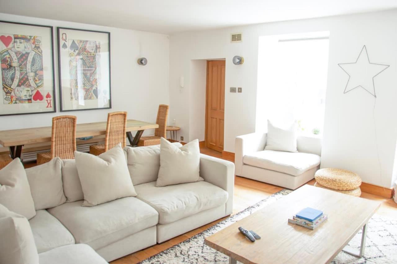 Incredible 3 Bed Basement Flat With Garden Apartment Bath Exterior photo